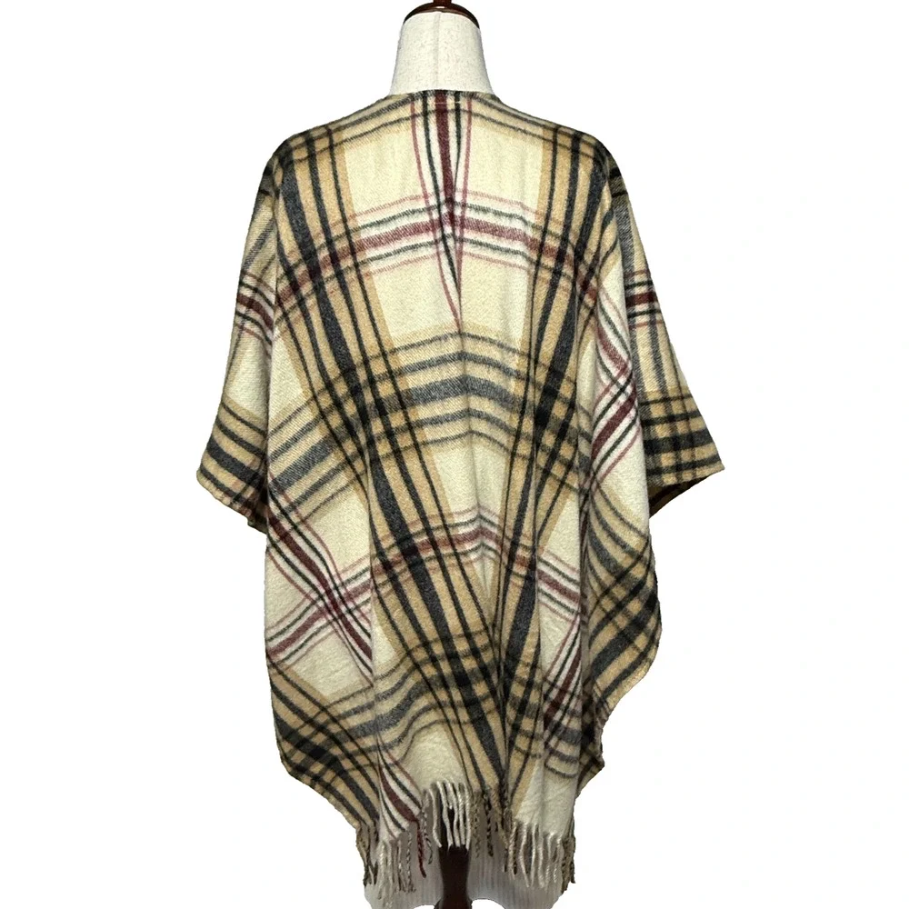 Woolrich Poncho Cape Womens One‎ Size Tan Red Plaid Fringe Hem Shawl Boho